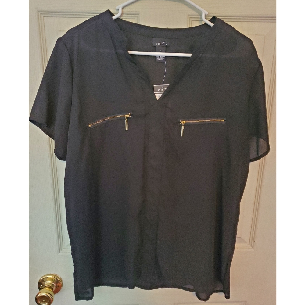 NWT Rue21 Shirt